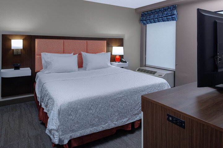 Room 19 of 47