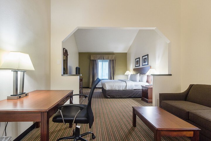 Room 9 of 23