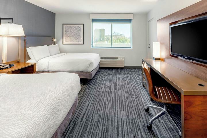Four Points by Sheraton Los Angeles Westside