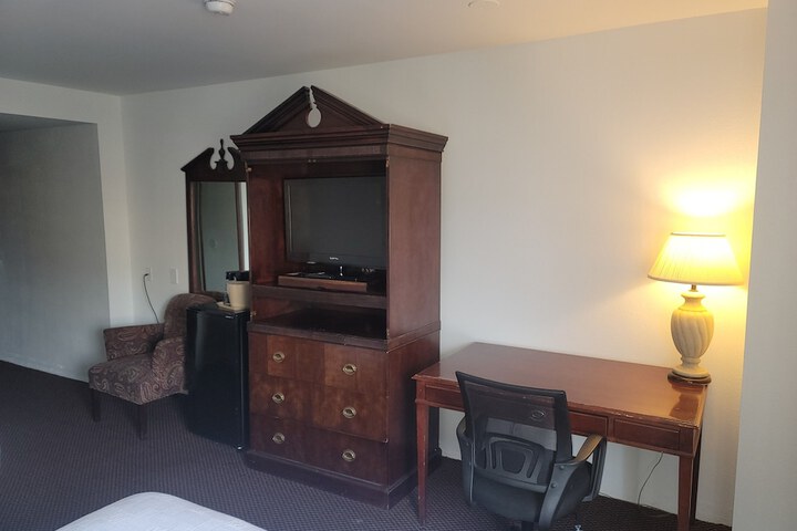 McLure House a Ramada by Wyndham