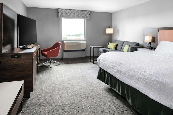 Room 25 of 41