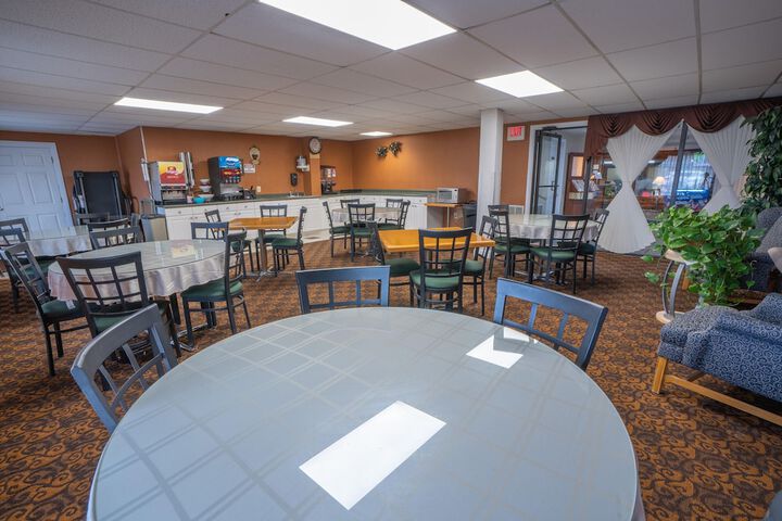 Ambassador Inn & Suites