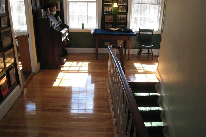 Higganum House B & B