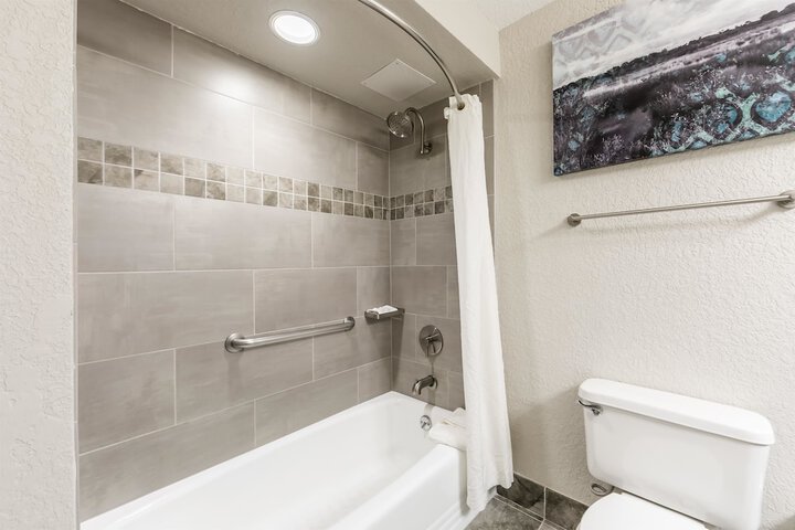Room 14 of 26