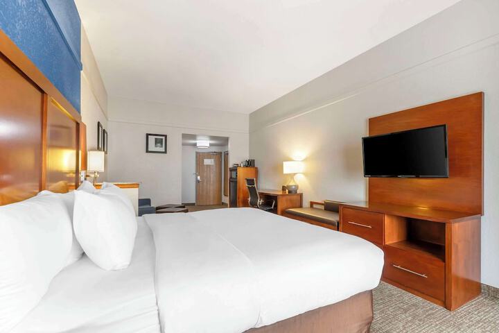 Room 20 of 42