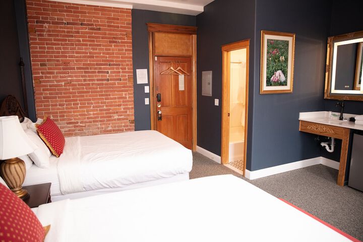 Room 61 of 110