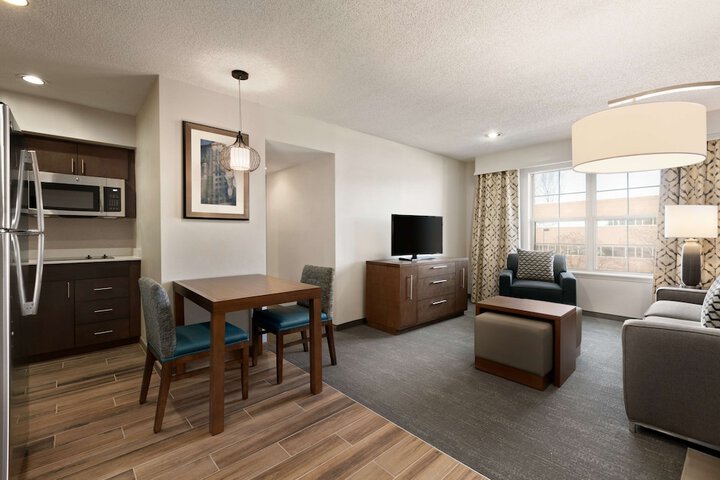 Room 16 of 41