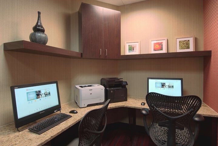 Business Center 94 of 94