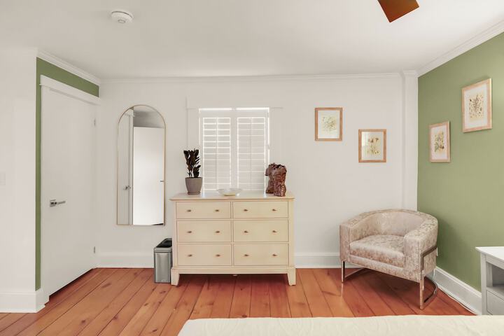 Room 41 of 70