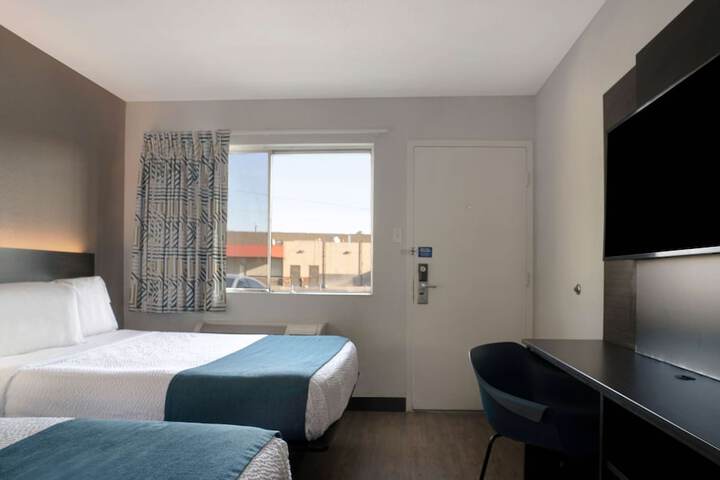 Room 34 of 43