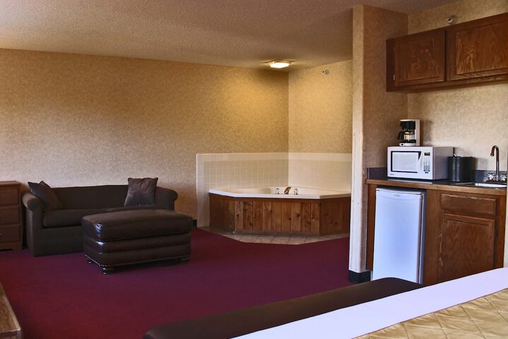 Room 40 of 65