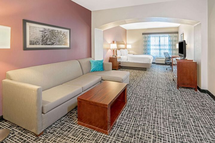 Room 15 of 31