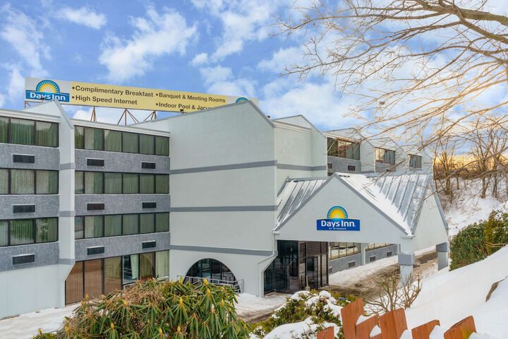 Hotel 2 of 30