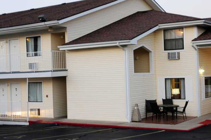 Hotel 4 of 28