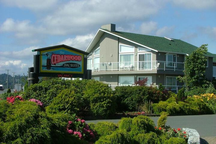 Hotel 2 of 73