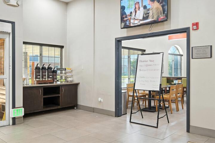 Country Inn & Suites by Radisson Merrillville, IN