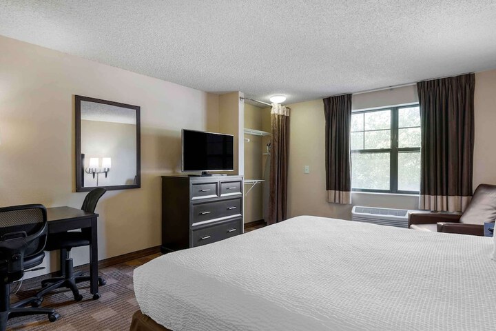 Room 19 of 29
