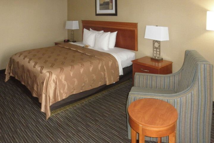 Room 15 of 30