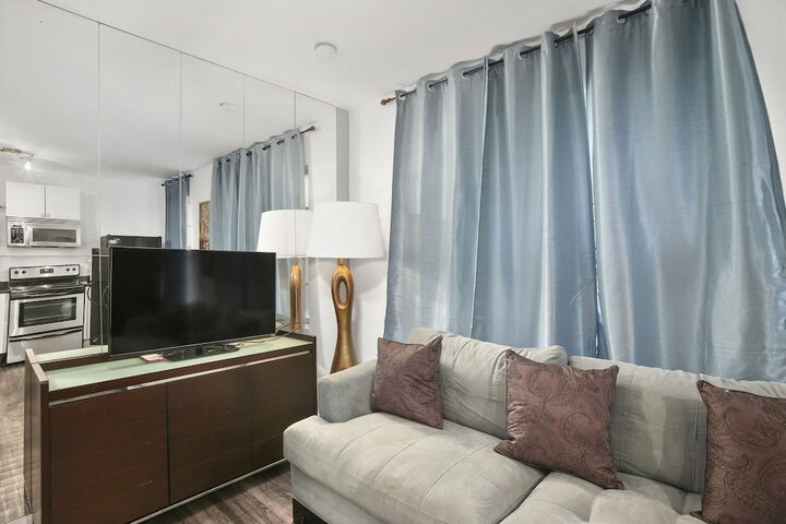 Room 13 of 45