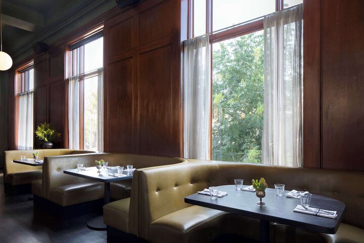 Dining 53 of 70