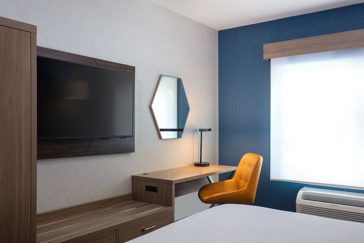 Room 16 of 31