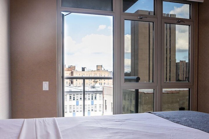 Room 14 of 23