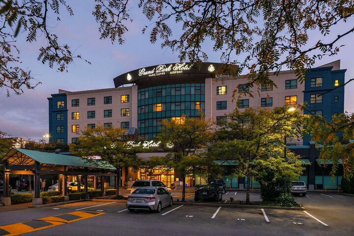 Grand Park Hotel Vancouver Airport an Ascend Collection Hotel