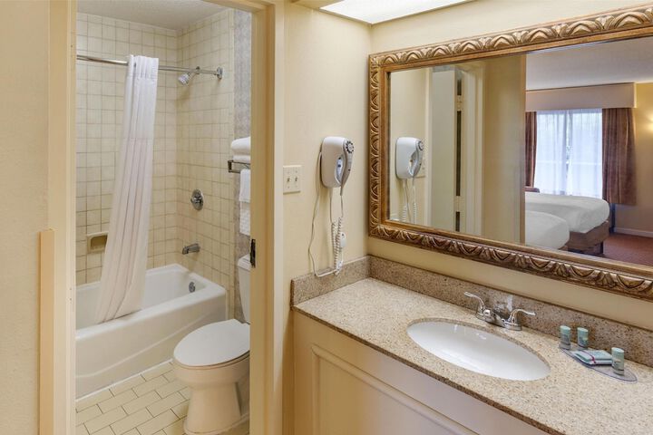 Best Western Hickory