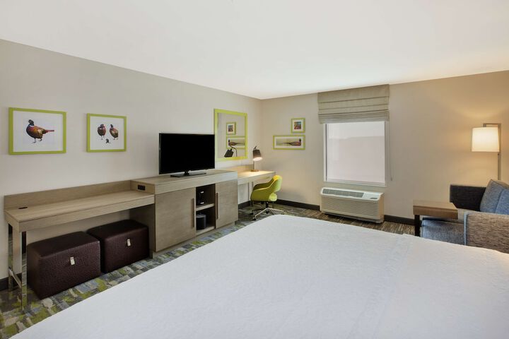 Room 27 of 39