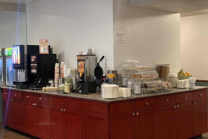 Breakfast/Coffee Service 39 of 40