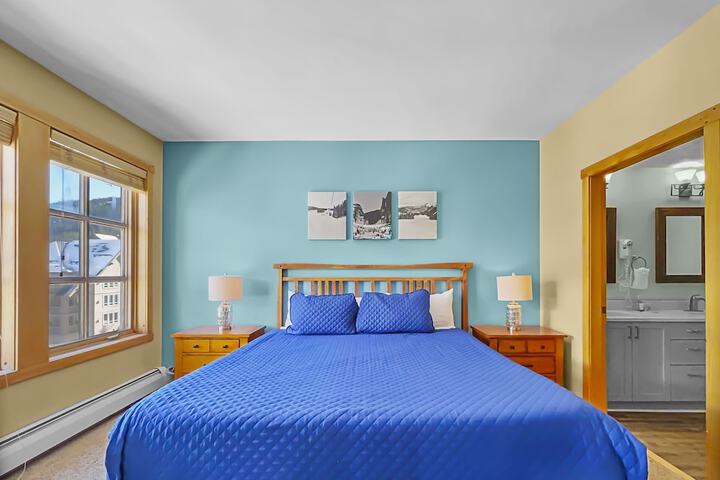 Luxury Remodeled Passage Point Condo - Short Walk to Lifts - Incredible View - PP403 by Redawning