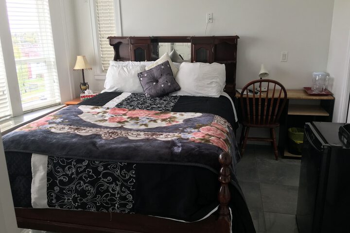 Room 37 of 61