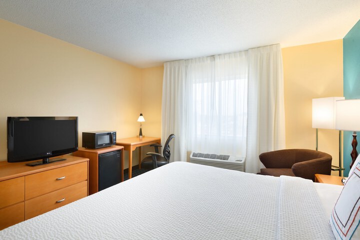 Room 14 of 26