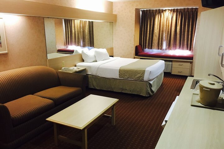 Microtel Inn & Suites by Wyndham Baldwinsville / Syracuse