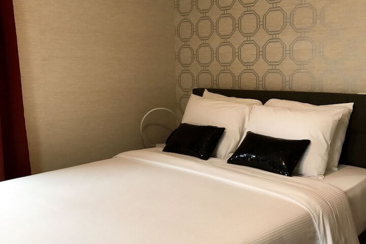Room 26 of 89