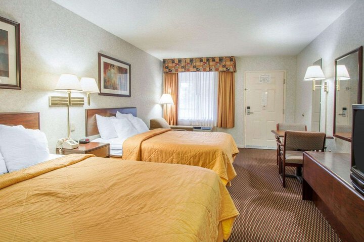 Room 15 of 46