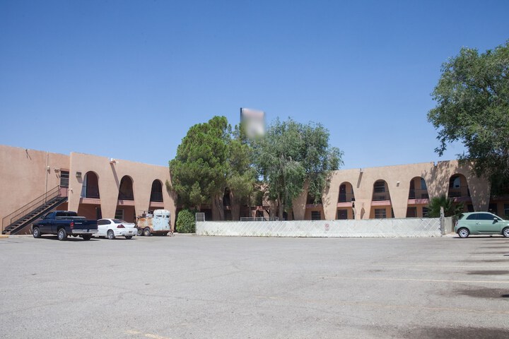 Hotel 4 of 19
