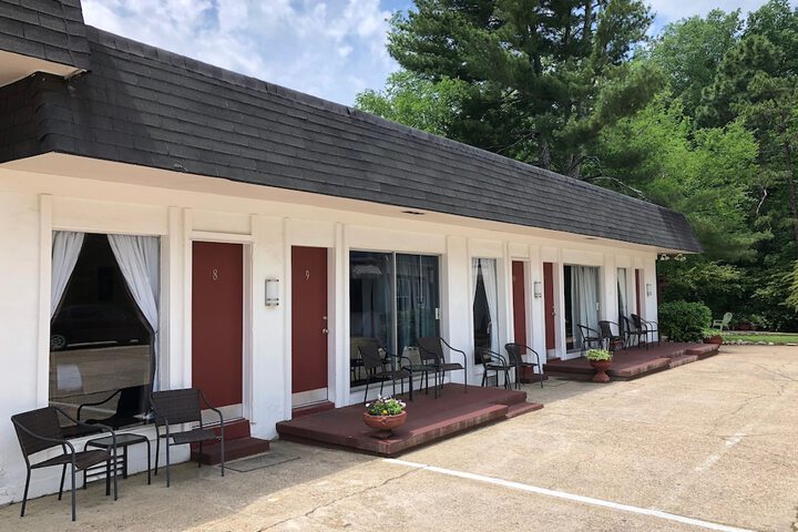 Alpine Inn