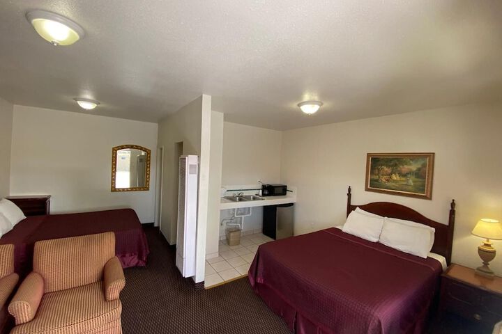 Room 9 of 49