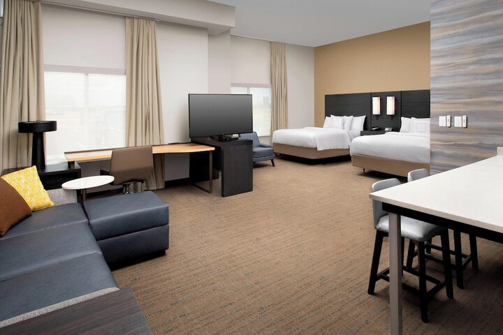 Room 25 of 41