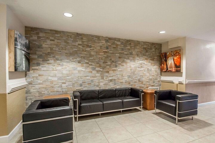 Suburban Studios Melbourne Airport