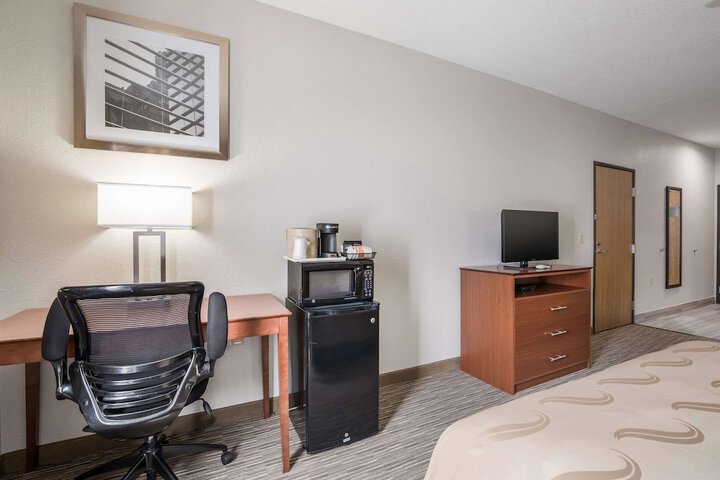 Room 15 of 41