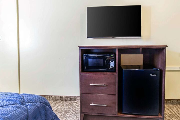 Room 17 of 24