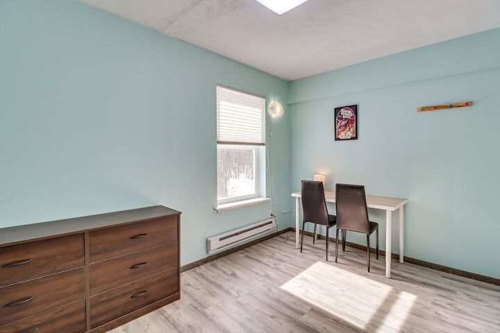 Long Pond Home w / Private Hot Tub & Game Room
