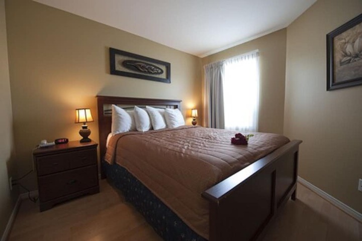Room 33 of 59