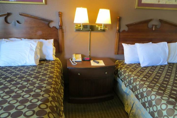 Room 37 of 46