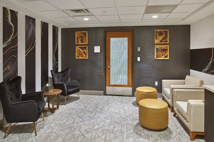 Mystic Lake Casino Hotel