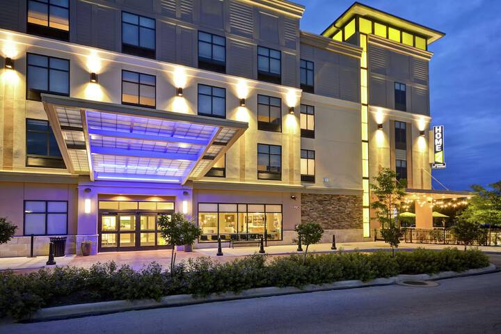 Hotel 2 of 41