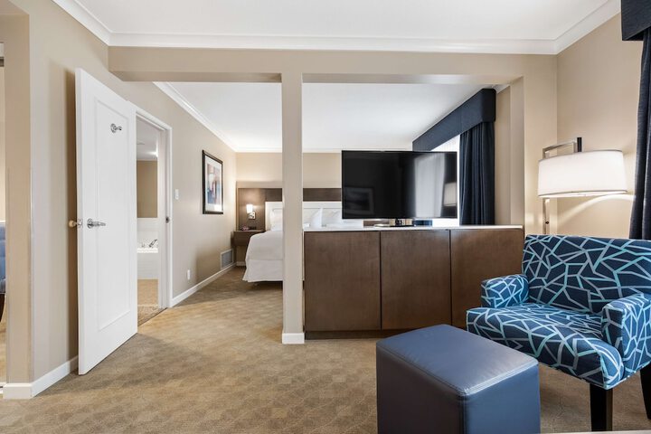 Room 15 of 27