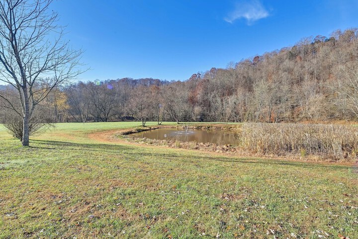Secluded Retreat: Bbq Lawn Games, & Fire Pit!